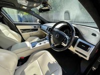 USED 2014 14 JAGUAR XF 3.0 D V6 S PORTFOLIO 4d AUTO 275 BHP 