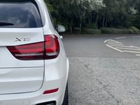USED 2015 65 BMW X5 3.0 XDRIVE40D M SPORT 5d 309 BHP 4WD AUTO 7 SEATER Electric Pan Roof Rear Camera