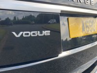 USED 2015 64 LAND ROVER RANGE ROVER 3.0 TDV6 VOGUE 5d 258 BHP 4WD AUTO Glass Pan Sunroof Heated Wheel
