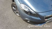 USED 2014 63 VOLVO V40 2.0 D3 CROSS COUNTRY SE NAV 5d 148 BHP 