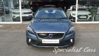 USED 2014 63 VOLVO V40 2.0 D3 CROSS COUNTRY SE NAV 5d 148 BHP 