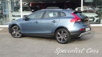 USED 2014 63 VOLVO V40 2.0 D3 CROSS COUNTRY SE NAV 5d 148 BHP 
