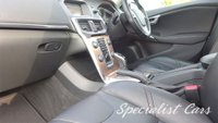 USED 2014 63 VOLVO V40 2.0 D3 CROSS COUNTRY SE NAV 5d 148 BHP 