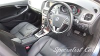 USED 2014 63 VOLVO V40 2.0 D3 CROSS COUNTRY SE NAV 5d 148 BHP 
