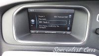 USED 2014 63 VOLVO V40 2.0 D3 CROSS COUNTRY SE NAV 5d 148 BHP 
