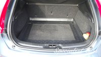 USED 2014 63 VOLVO V40 2.0 D3 CROSS COUNTRY SE NAV 5d 148 BHP 