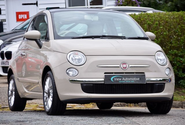 2015 15 Fiat 500 1.2 LOUNGE 3d 69 BHP