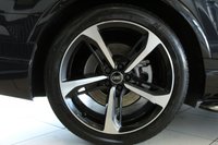 USED 2019 68 AUDI Q7 3.0 TDI QUATTRO BLACK EDITION 5d AUTO 282 BHP FINISHED IN STUNNING METALLIC ORCA BLACK, COMPLIMENTED WITH HEATED BLACK VALCONA LEATHER SPORTS SEATS PLUS + 1 OWNER, HUGE SPECIFICATION 7 SEATER, COMES WITH AN IMPECCABLE, FULL SERVICE HISTORY AND THE BALANCE OF AUDI'S MANUFACTURERS WARRANTY UNTIL JANUARY 2022 + TECHNOLOGY PACKAGE WITH VIRTUAL COCKPIT DIGITAL DASH DISPLAY + BOSE 3D SURROUND SOUND SYSTEM + SATELLITE NAVIGATION + PANORAMIC GLASS SUNROOF + HEAT AND SOUND INSULATING GLASS WITH PRIVACY WINDOWS + POWER FOLDING MIRRORS + INTERIOR LIGH