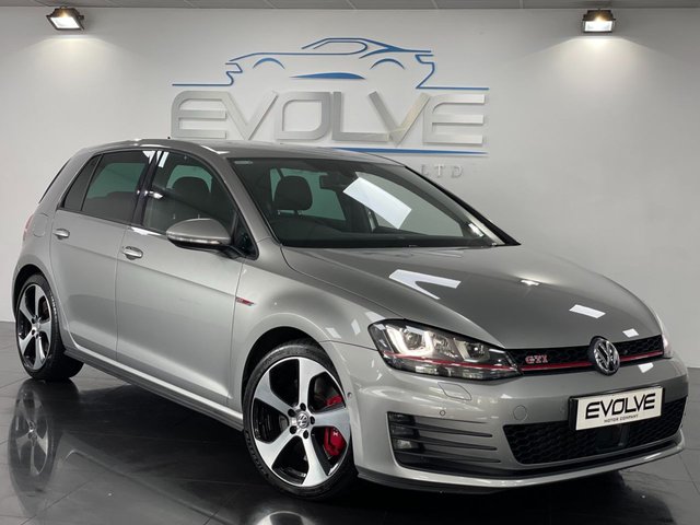 2015 10 Volkswagen Golf 2.0 GTI PERFORMANCE DSG 5d 226 BHP