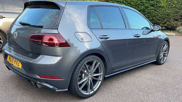 View our VOLKSWAGEN GOLF