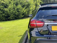 USED 2017 17 MERCEDES-BENZ GLA-CLASS 2.1 GLA 200 D AMG LINE PREMIUM PLUS 5d 134 BHP Electric Glass Pan Roof Sat Nav