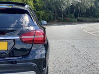 USED 2017 17 MERCEDES-BENZ GLA-CLASS 2.1 GLA 200 D AMG LINE PREMIUM PLUS 5d 134 BHP Electric Glass Pan Roof Sat Nav