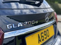 USED 2017 17 MERCEDES-BENZ GLA-CLASS 2.1 GLA 200 D AMG LINE PREMIUM PLUS 5d 134 BHP Electric Glass Pan Roof Sat Nav
