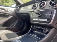 USED 2017 17 MERCEDES-BENZ GLA-CLASS 2.1 GLA 200 D AMG LINE PREMIUM PLUS 5d 134 BHP Electric Glass Pan Roof Sat Nav