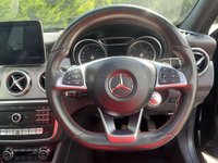 USED 2017 17 MERCEDES-BENZ GLA-CLASS 2.1 GLA 200 D AMG LINE PREMIUM PLUS 5d 134 BHP Electric Glass Pan Roof Sat Nav