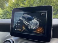 USED 2017 17 MERCEDES-BENZ GLA-CLASS 2.1 GLA 200 D AMG LINE PREMIUM PLUS 5d 134 BHP Electric Glass Pan Roof Sat Nav