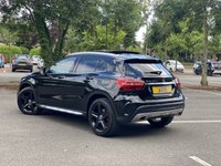 USED 2017 17 MERCEDES-BENZ GLA-CLASS 2.1 GLA 200 D AMG LINE PREMIUM PLUS 5d 134 BHP Electric Glass Pan Roof Sat Nav