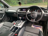 USED 2015 15 AUDI A4 2.0 TDI S LINE 4d 174 BHP STUNNING AUDI A4 S-LINE TDi  - AUTOMATIC - HALF LEATHER/ALCANTARA INTERIOR - SERVICE HISTORY - SATELLITE NAVIGATION - 18 INCH UPGRADE ALLOYS