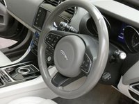 USED 2016 16 JAGUAR XE 2.0 PORTFOLIO 4d 178 BHP &pound;30 ROAD TAX SAT NAV LEATHER