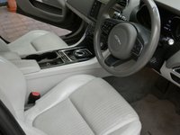 USED 2016 16 JAGUAR XE 2.0 PORTFOLIO 4d 178 BHP &pound;30 ROAD TAX SAT NAV LEATHER