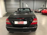 USED 2006 06 MERCEDES-BENZ CLK 3.0 CLK280 SPORT 2d 228 BHP * CLIMATE  CONTROL * NAVIGATION * PARKING SENSORS *18 INCH ALLOYS * LEATHER TRIM *