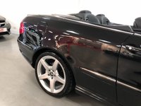 USED 2006 06 MERCEDES-BENZ CLK 3.0 CLK280 SPORT 2d 228 BHP * CLIMATE  CONTROL * NAVIGATION * PARKING SENSORS *18 INCH ALLOYS * LEATHER TRIM *
