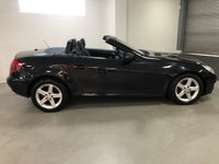 USED 2009 09 MERCEDES-BENZ SLK 3.0 SLK280 2d 232 BHP * CLIMATE * NAVIGATION * PARKING SENSORS * LEATHER TRIM * ALLOY WHEELS *