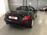 USED 2009 09 MERCEDES-BENZ SLK 3.0 SLK280 2d 232 BHP * CLIMATE * NAVIGATION * PARKING SENSORS * LEATHER TRIM * ALLOY WHEELS *