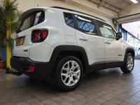 USED 2018 18 JEEP RENEGADE 1.6 M-JET LONGITUDE 5d 118 BHP SAT NAV PARKING SENSORS