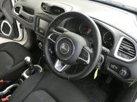 USED 2018 18 JEEP RENEGADE 1.6 M-JET LONGITUDE 5d 118 BHP SAT NAV PARKING SENSORS