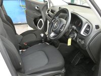USED 2018 18 JEEP RENEGADE 1.6 M-JET LONGITUDE 5d 118 BHP SAT NAV PARKING SENSORS