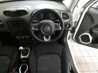 USED 2018 18 JEEP RENEGADE 1.6 M-JET LONGITUDE 5d 118 BHP SAT NAV PARKING SENSORS