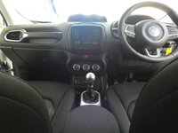 USED 2018 18 JEEP RENEGADE 1.6 M-JET LONGITUDE 5d 118 BHP SAT NAV PARKING SENSORS