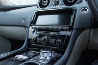 USED 2019 19 JAGUAR XJ 3.0 D V6 PORTFOLIO L 4d 297 BHP MASSAGE SEATS+LANE ASSIST+CRUISE