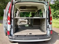 USED 2010 60 RENAULT KANGOO 1.6 EXPRESSION 16V 5d AUTO 105 BHP X11 SERVICE STAMPS//REAR PARK ASSIST//AIRCON//  RARE PETROL AUTOMATIC/105 BHP X11 SERVICE STAMPS//REAR PARK ASSIST//AIRCON// LAST SERVICED 63,300 MILES JANUARY 2021