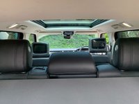 USED 2017 17 LAND ROVER RANGE ROVER 3.0 TDV6 VOGUE 5d 255 BHP RANGE ROVER VOGUE TDV6 - AUTOMATIC - FULL EBONY/IVORY HIDE - PANORAMIC GLASS ROOF - 1 FORMER KEEPER - FULL SERVICE HISTORY - HUGE SPECIFICATION - CELEBRITY OWNER