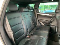 USED 2016 16 VOLKSWAGEN TOUAREG 3.0 V6 R-LINE TDI BLUEMOTION TECHNOLOGY 5d 259 BHP No nonsense uk home delivery