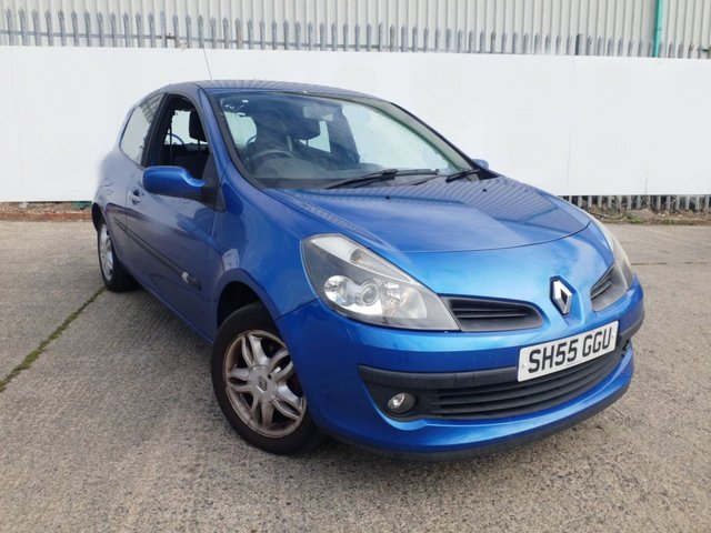 2005 55 Renault Clio 1.4 DYNAMIQUE 16V 3d 98 BHP