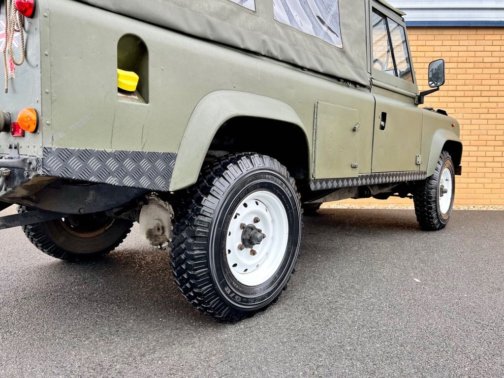 USED 1988 E LAND ROVER DEFENDER 110 // 2.5L 300td // Ex MOD // Rag Top // Px swap 