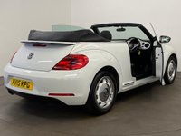 USED 2015 15 VOLKSWAGEN BEETLE 1.4 DESIGN TSI BLUEMOTION TECHNOLOGY 2d 148 BHP Convertible in Striking Oryx white