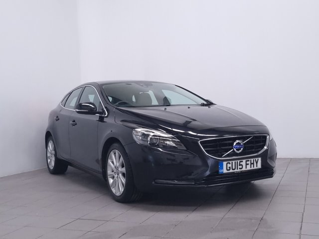 2015 15 Volvo V40 1.6 D2 SE LUX NAV 5d 113 BHP