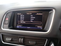USED 2013 13 AUDI Q5 3.0 TDI QUATTRO S LINE PLUS 5d 242 BHP AUDI Q5 S LINE PLUS WITH FACTORY EXTRAS OF OPEN SKY PANORAMIC SUNROOF, AUDI PARKING SYSTEM ADVANCE AND ELECTRIC FRONT SEATS WITH DRIVERS MEMORY TO NAME JUST A FEW. THIS CAR STANDS OUT FROM THE CROWD
