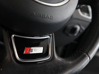 USED 2013 13 AUDI Q5 3.0 TDI QUATTRO S LINE PLUS 5d 242 BHP AUDI Q5 S LINE PLUS WITH FACTORY EXTRAS OF OPEN SKY PANORAMIC SUNROOF, AUDI PARKING SYSTEM ADVANCE AND ELECTRIC FRONT SEATS WITH DRIVERS MEMORY TO NAME JUST A FEW. THIS CAR STANDS OUT FROM THE CROWD