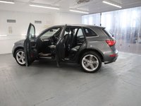 USED 2013 13 AUDI Q5 3.0 TDI QUATTRO S LINE PLUS 5d 242 BHP AUDI Q5 S LINE PLUS WITH FACTORY EXTRAS OF OPEN SKY PANORAMIC SUNROOF, AUDI PARKING SYSTEM ADVANCE AND ELECTRIC FRONT SEATS WITH DRIVERS MEMORY TO NAME JUST A FEW. THIS CAR STANDS OUT FROM THE CROWD