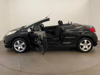 USED 2011 61 PEUGEOT 207 1.6 CC SPORT 2d 120 BHP 