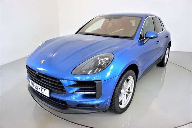 2019 19 Porsche Macan 3.0 S PDK 5d AUTO-1 OWNER FROM NEW-FANTASTIC SPEC-HEATED AND COOLED FRONT SEATS-BLACK LEATHER -BLUETOOTH-CRUISE CONTROL-SATNAV-PARKING SENSORS-REVERSE CAMERA-SURROUND VIEW-DAB RADIO-ELECTRIC FOLDING MIRRORS-ELECTRIC MEMORY SEAT-CLIMATE CONTROL
