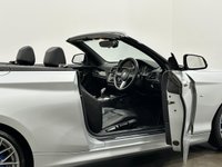 USED 2015 65 BMW 2 SERIES 2.0 220D M SPORT 2d 188 BHP Striking Glacier silver, Black Dakota leather, Anthracite silver fleck soft top 22oD M Sport Automatic 8 speed