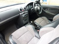 USED 2005 54 MG ZS 2.5 180 5d 175 BHP www.suffolkcarcentre.co.uk - Located a Reydon