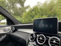 USED 2015 65 MERCEDES-BENZ C CLASS 2.1 C250 D AMG LINE PREMIUM PLUS 5d 204 BHP AUTO Split Pan Roof, 18" AMG Alloys