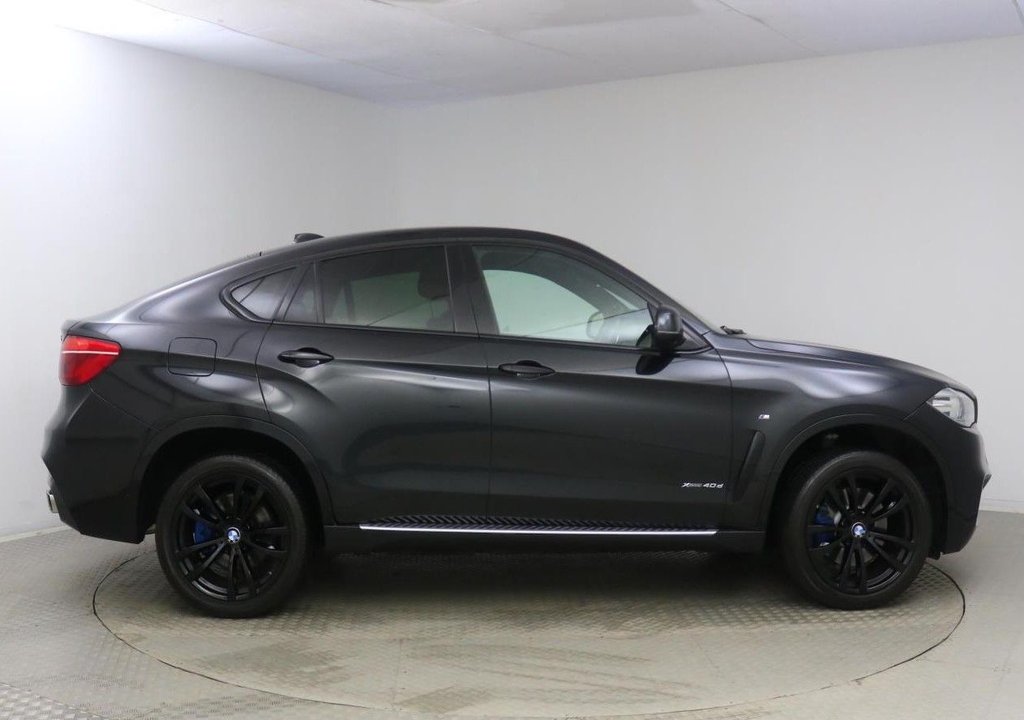 USED 2015 65 BMW X6 3.0 XDRIVE40D M SPORT AUTO 4X4 5d 309 BHP 
